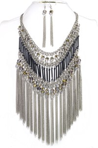 FRINGE LAYER LOVELY EGYPTIAN NECKLACE SET